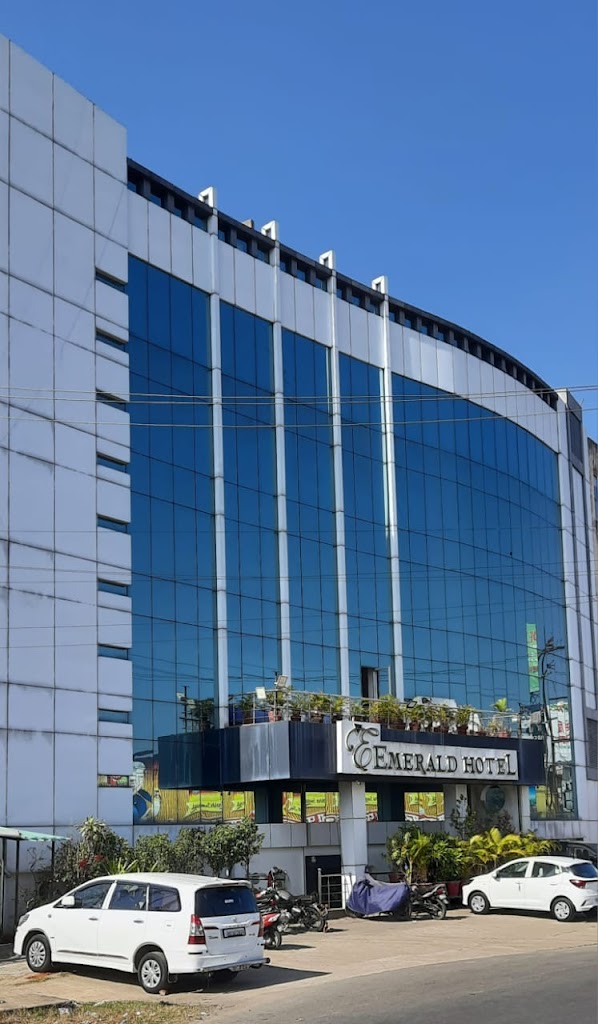 Hotel Emerald