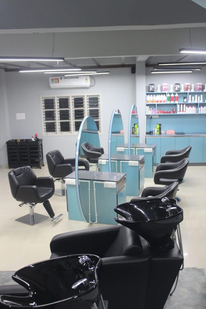 Gravity Unisex Salon