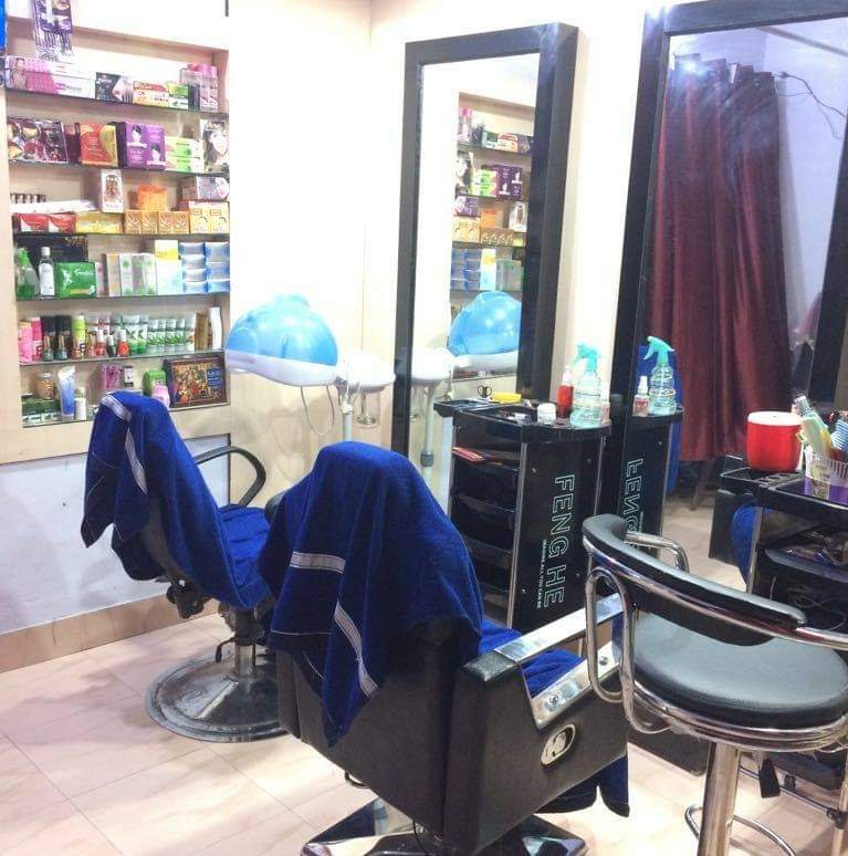 Saumya Beauty Parlour