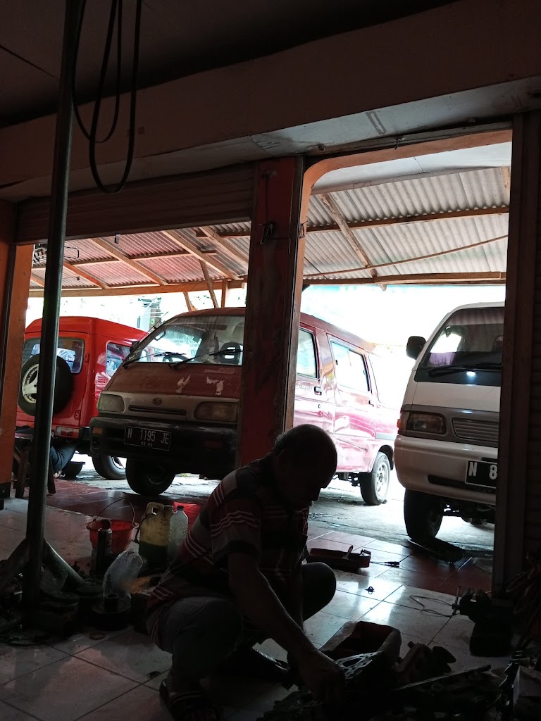 Bengkel Mobil SJ (Sumber Jaya), menerima panggilan 24 jam