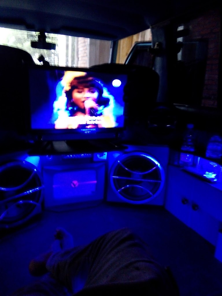 Metamorfosis car audio workshop. Ungaran