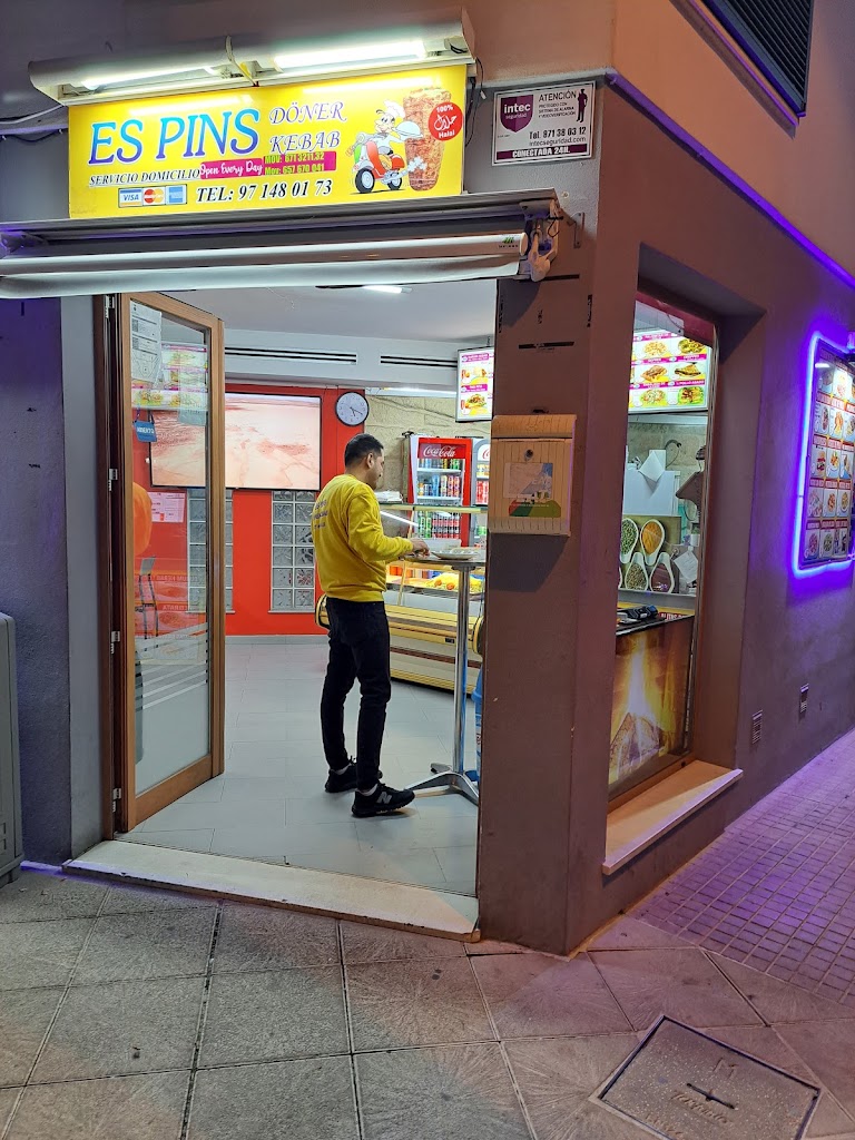 Es Pins Doner Kebab
