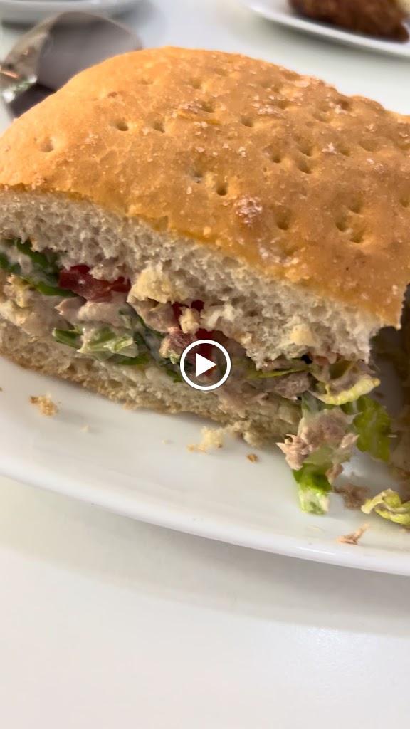 Las Delicias Forn de Pla - Cafeteria y Pasteleria — Videos