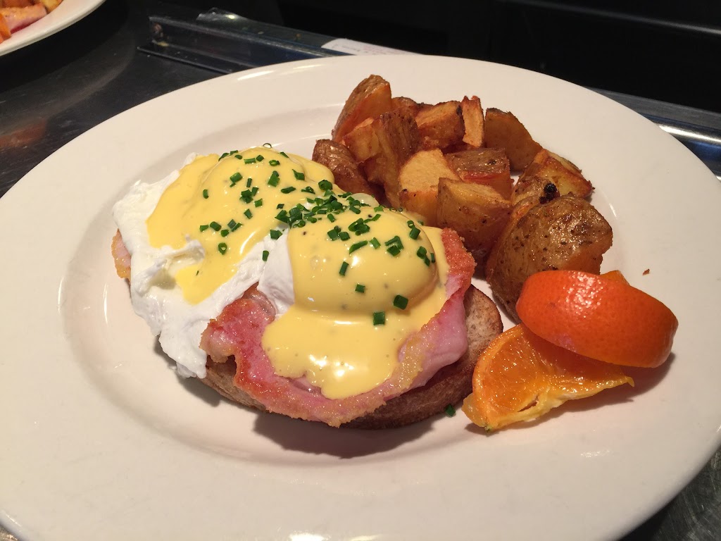 Eggs Benedict