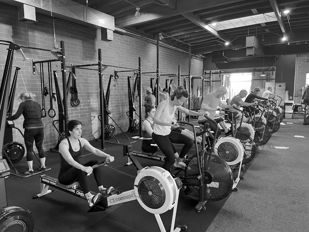  Oak Park - The Home of CrossFit Los Angeles