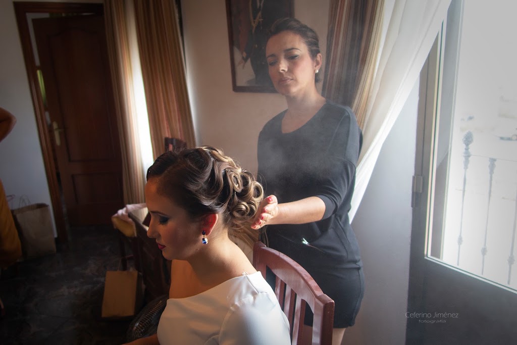 ROCIO MADERA ESTETICA Y PELUQUERIA — Del propietario