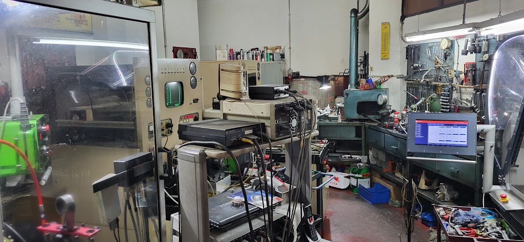 Taller Diesel Pablo Moreno — Interior