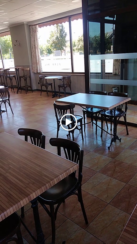 Cafe Bar Alto Sil — Videos