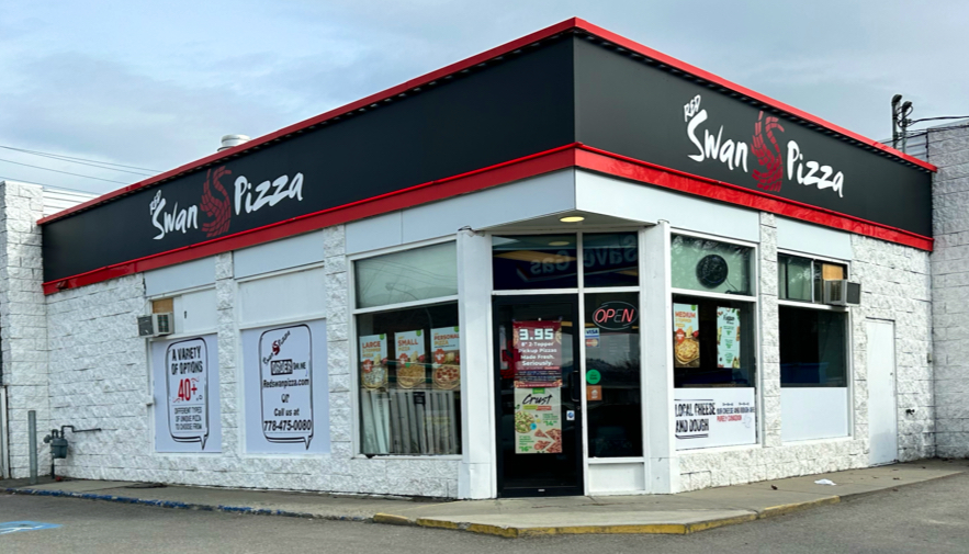 Red Swan Pizza in Vernon