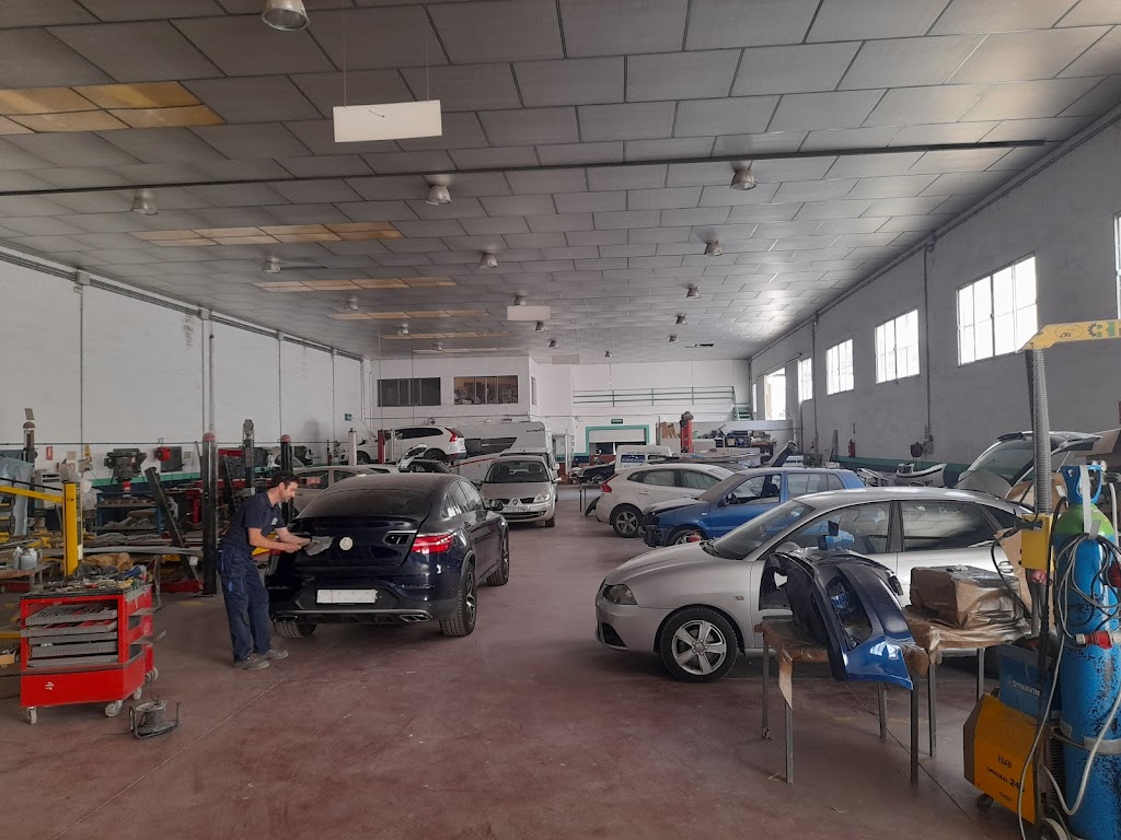 Auto Hermanos Herrera S.L. — Del propietario