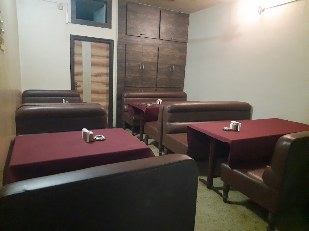 Yatri Garden Bar And Family Restaurant