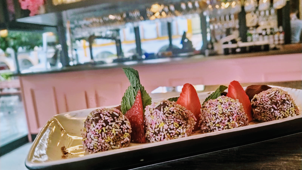 Restaurante Geographic Food Company — Comida y bebida