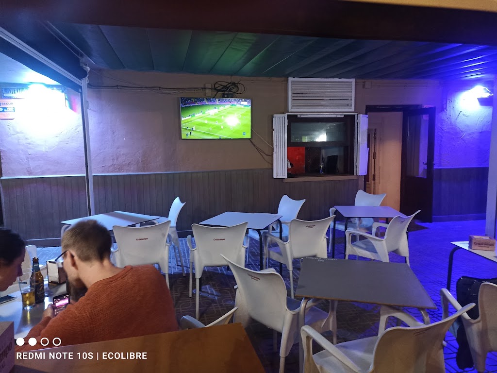 Pub cafe kelivia Almunecar — Ambiente
