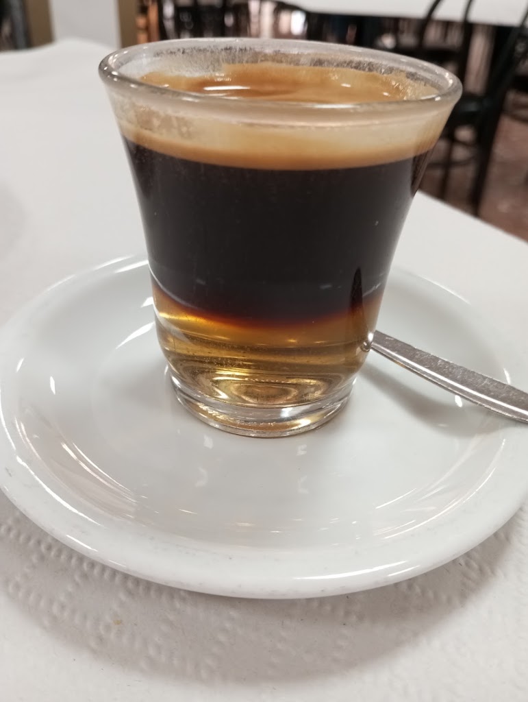 Bar Manolo y Boro — Carajillo