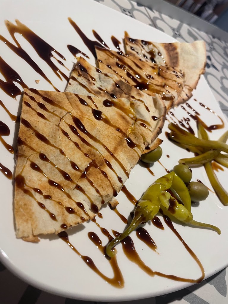 Al Bek — Comida y bebida