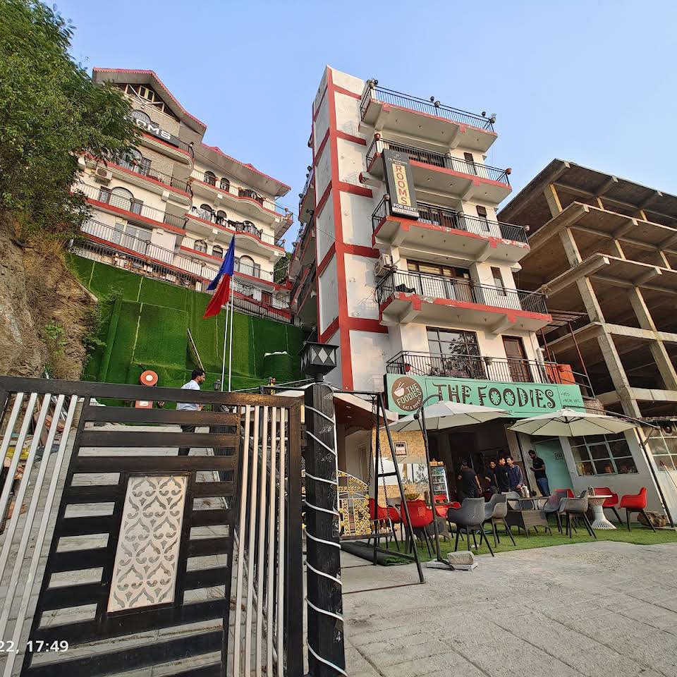 Y S Residency Solan