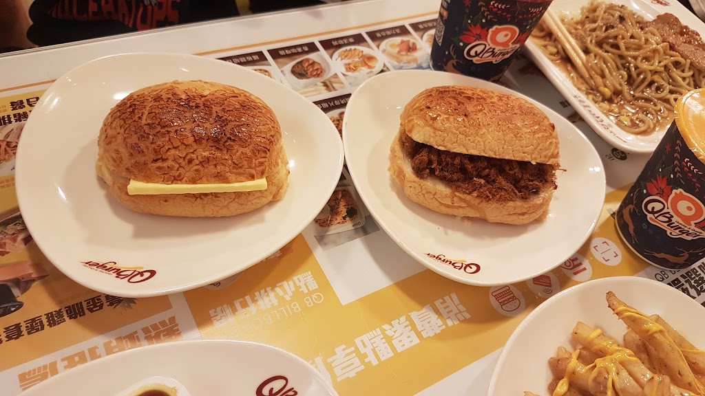 Q Burger 平鎮振金店，送紅茶搞評價，要確定也！ 的照片