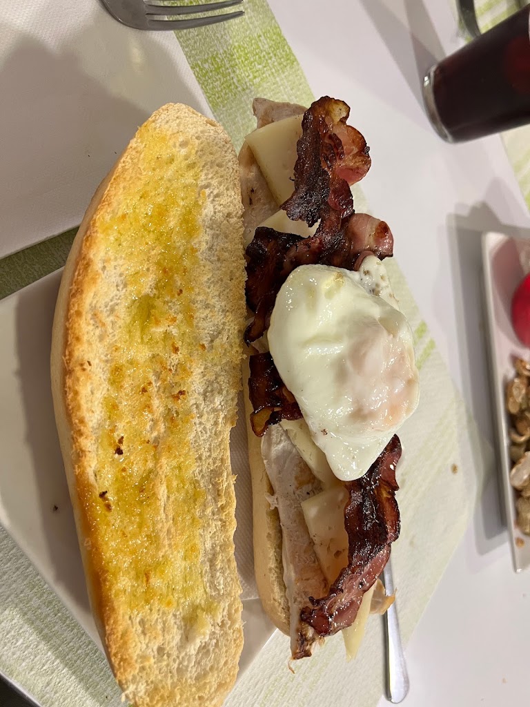 Jomi — Comida y bebida