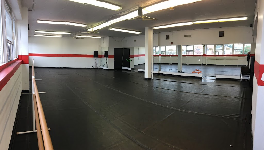  The Gloria Eve Performing Arts Foundation Inc.