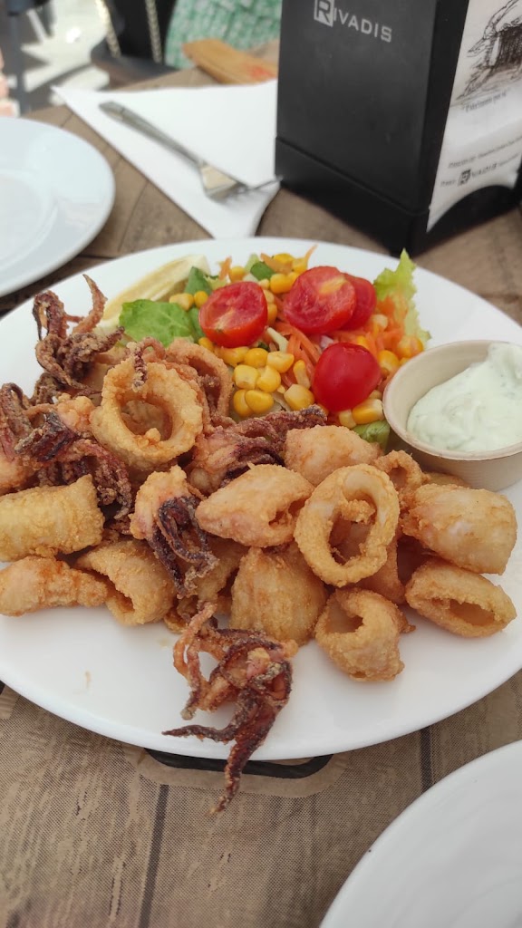 Cafe Bar Casillas — Comida y bebida