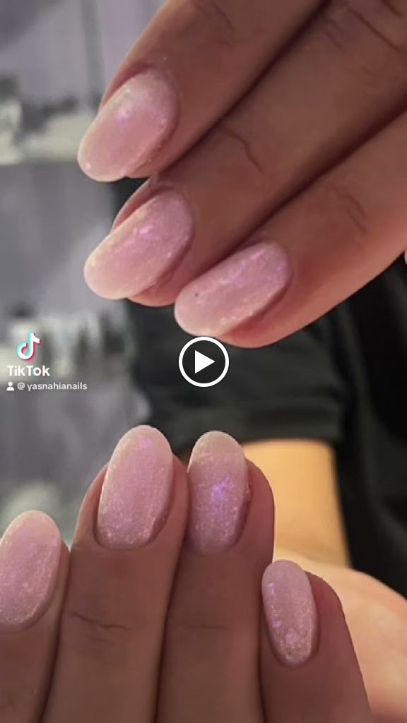 YASNAHIA NAILS UNAS Y PESTANAS — Del propietario