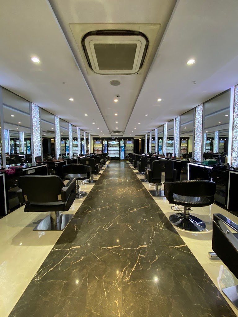 Shapes Style Luxury Lounge And Spa