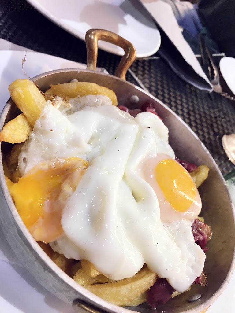 El cafe de la Tertulia — Huevos estrellados