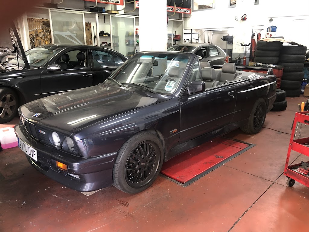 Tecnocar Mecanica Rapida Y Neumaticos (English spoken)