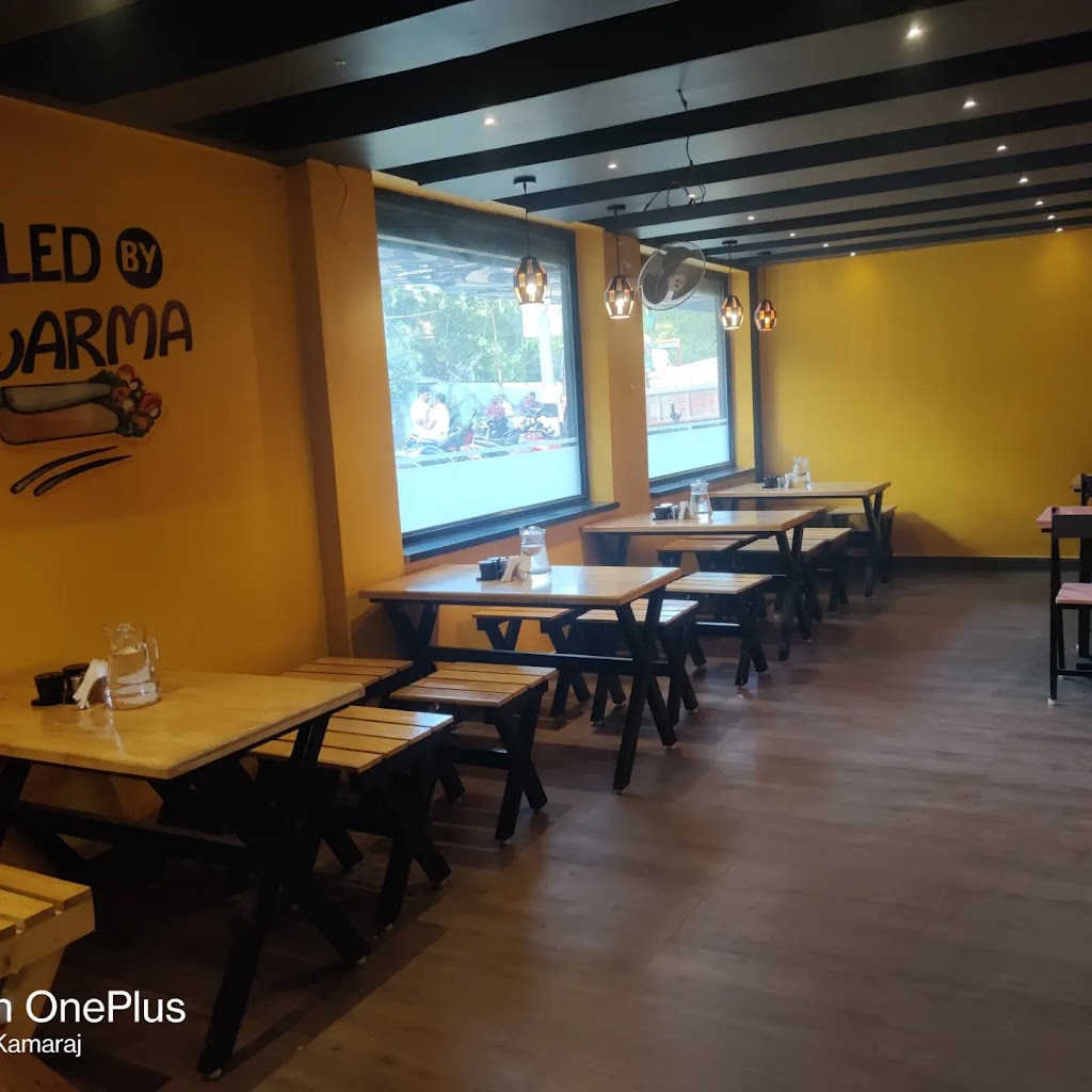 Zwarma The Family Restaurant The Shawarma Makers Veg Non Veg 100 Halal