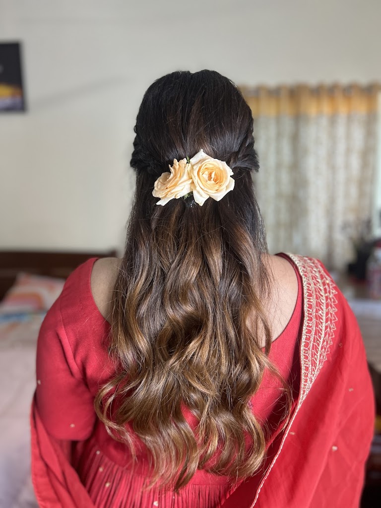 Riitu Unaune Makeup Artist Academy