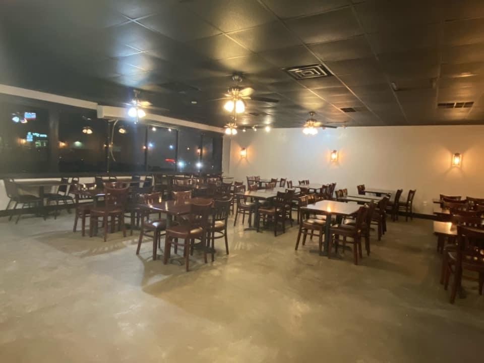 Noni's Café in Midland