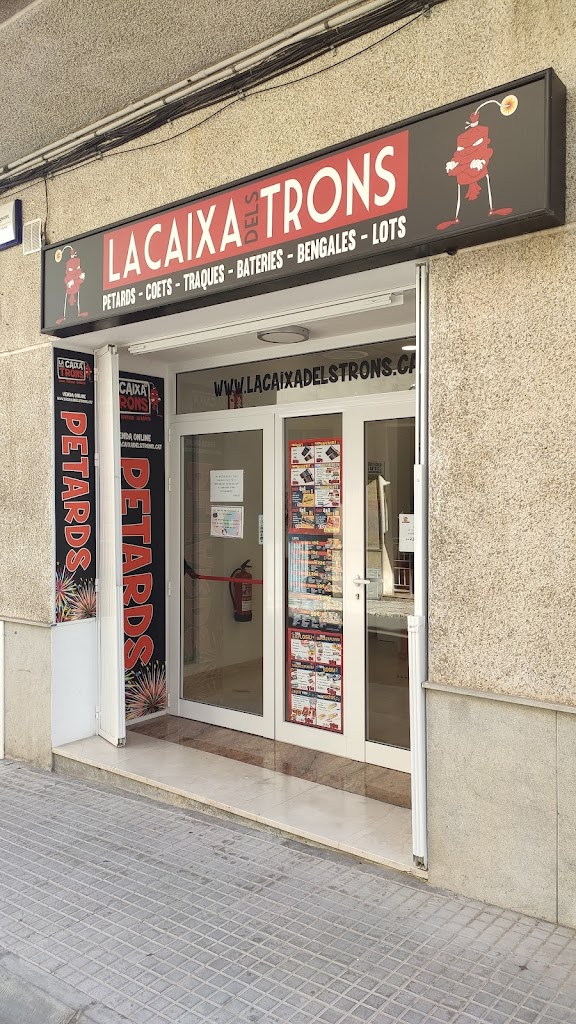 LA CAIXA DELS TRONS PIROEBRE LA RAPITA