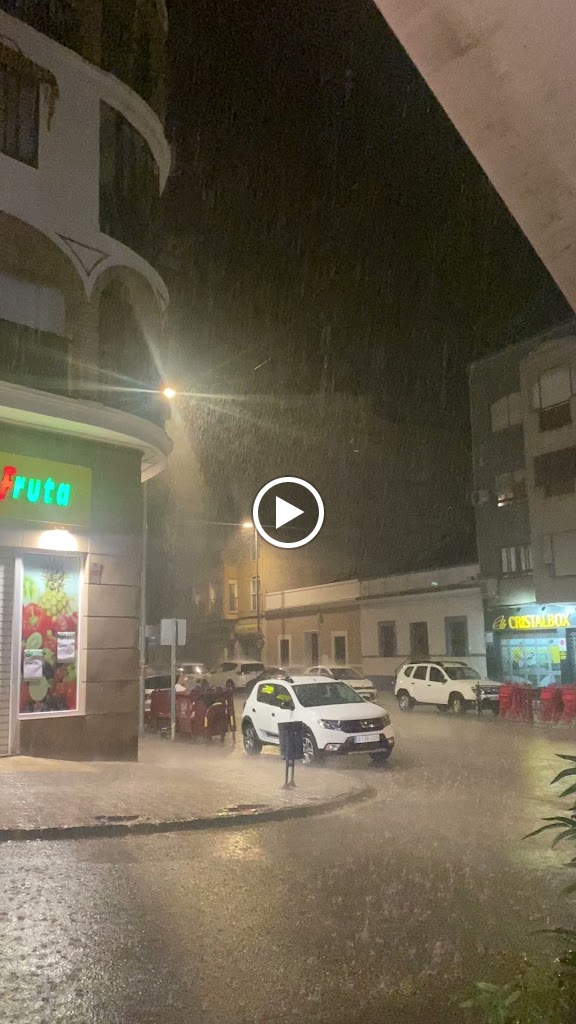 Taberna Los Monteros - Raciones y tapas en Ubeda — Videos
