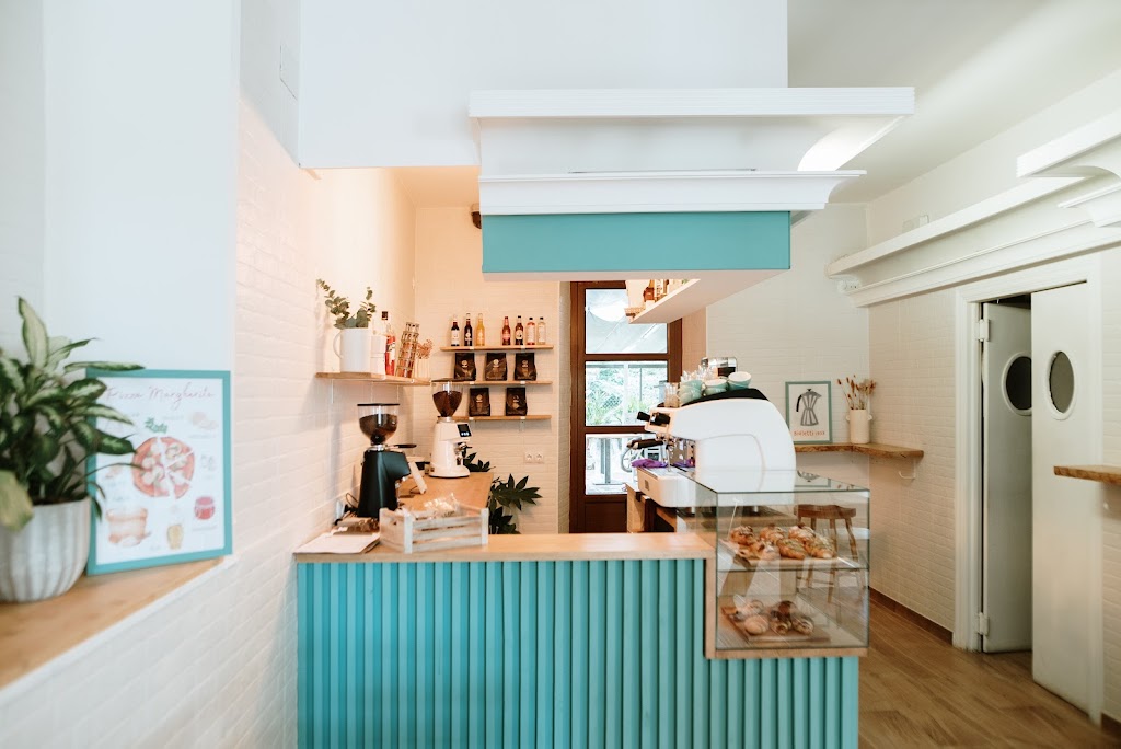 Caffe Latte | Brunch & Coffee