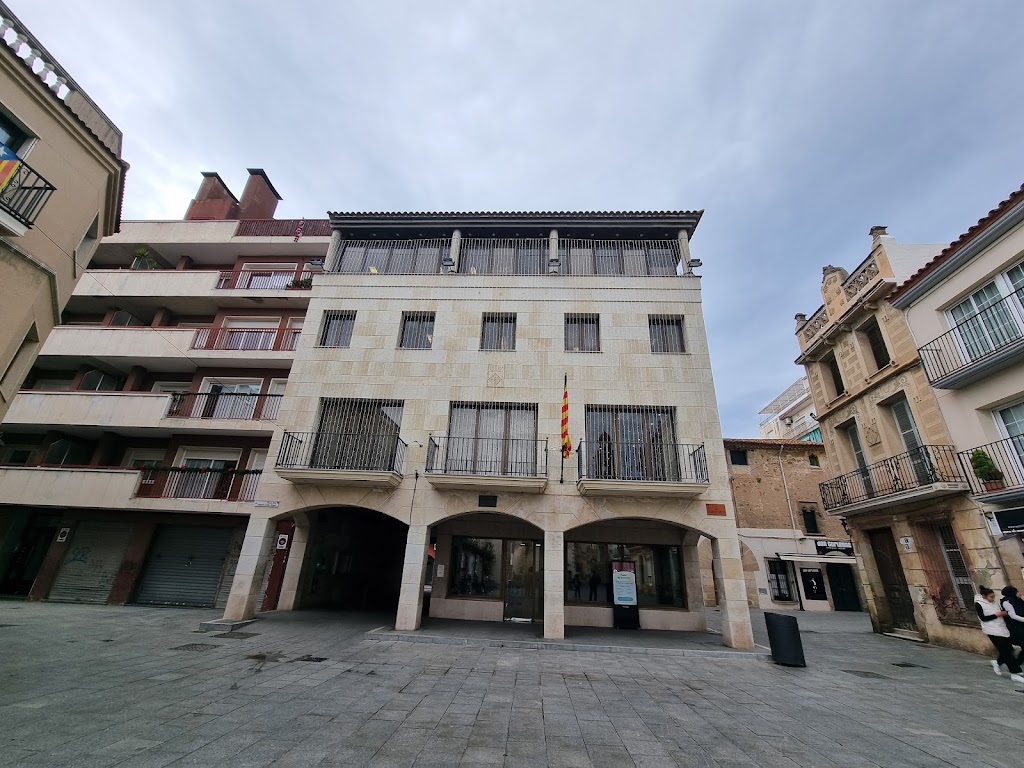 Ayuntamiento de Calella — Del propietario