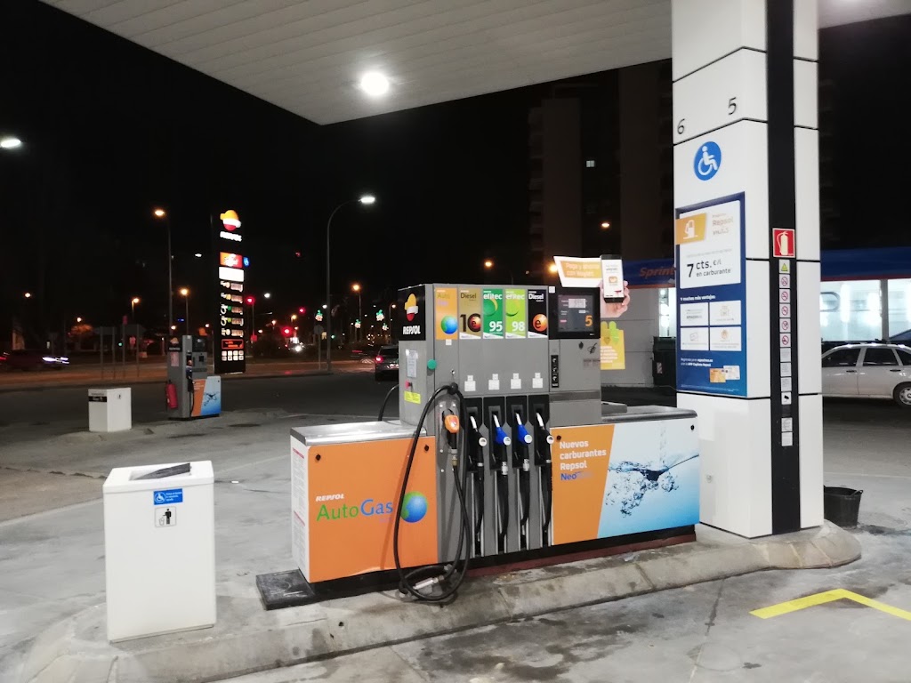 Estacion de Servicio Repsol — Estacion de servicio