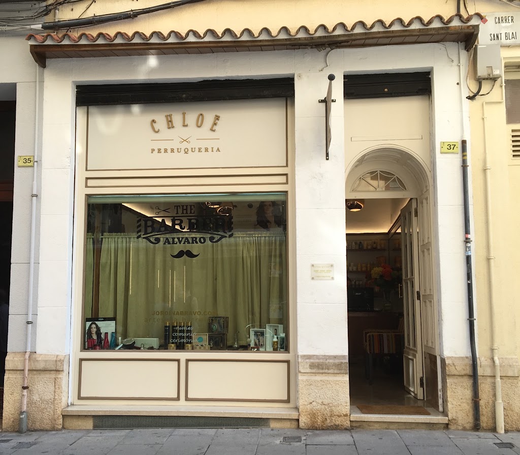 Chloe Perruqueria — Exterior