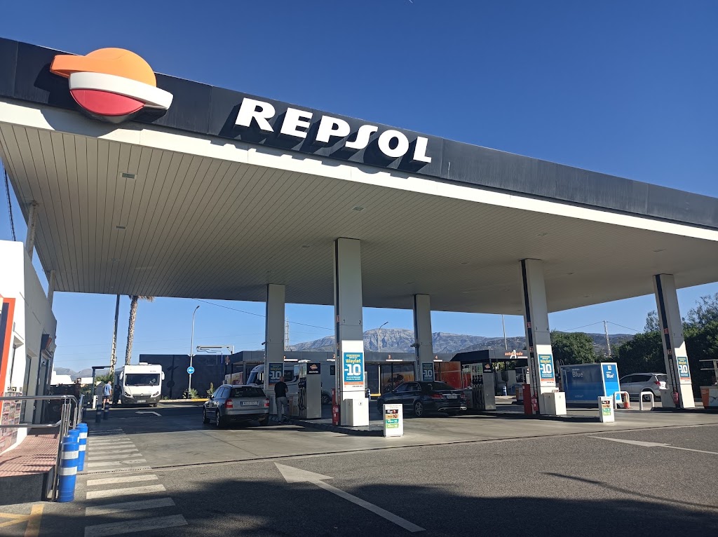 Estacion de Servicio Madese - Repsol — Estacion de servicio