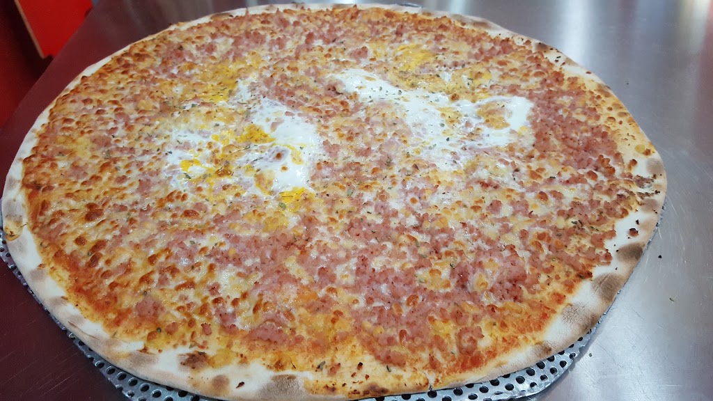 Pollos y Pizzas Ortiz — Comida y bebida