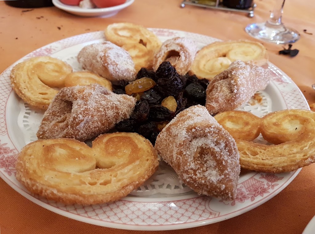 Torre de la Llebre — Comida y bebida
