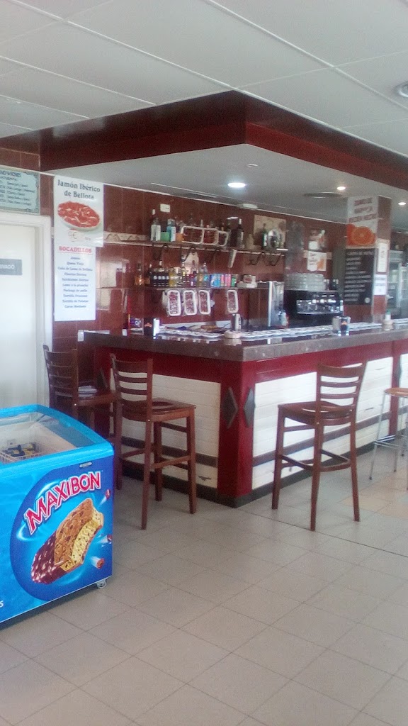 Estacion de Servicio Repsol — Interior