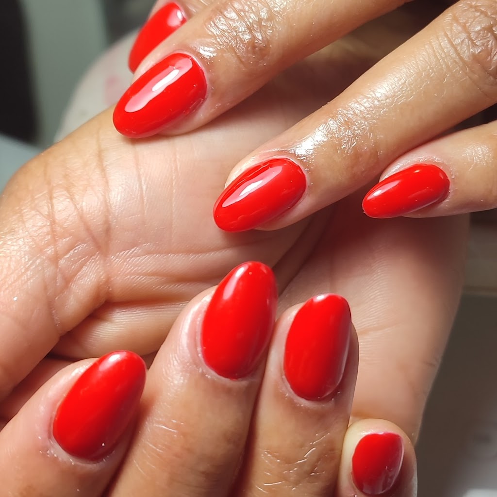 Morena Mia Beauty & Nails