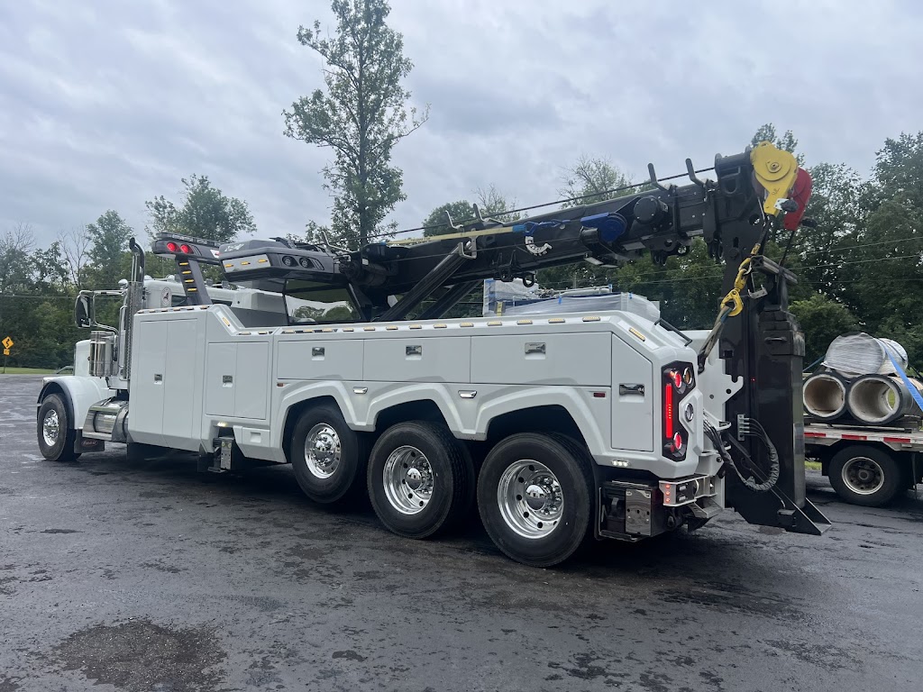 Adirondack Heavy Duty Towing & Road Service in Amsterdam