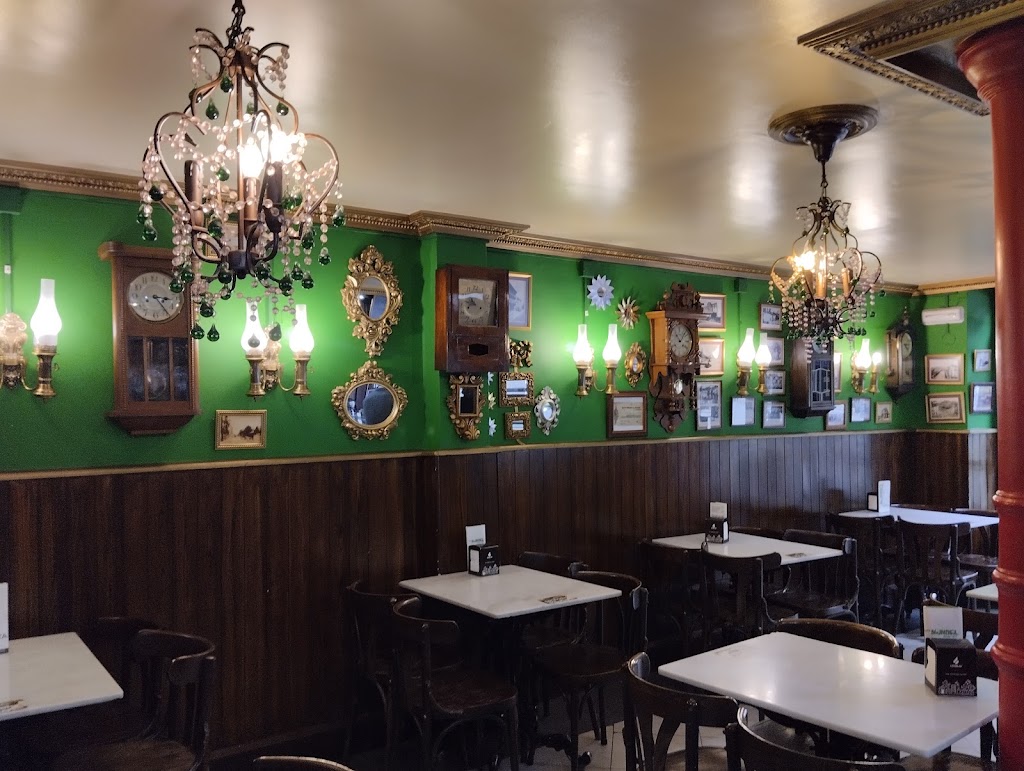 Cafe Mundial — Ambiente