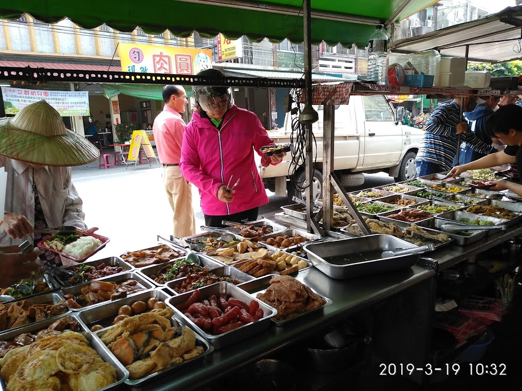 豐富自助餐 的照片