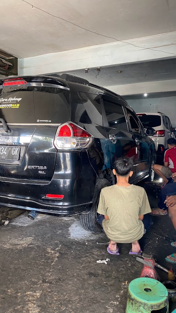 Sun jaya mobil