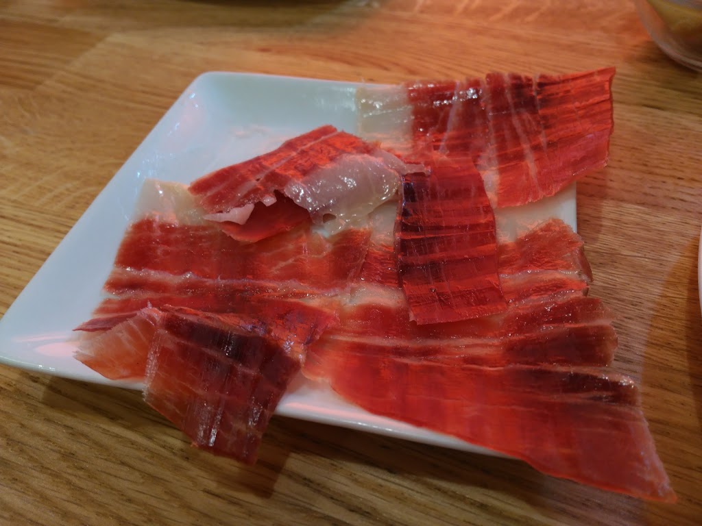 Virgen de la Luz - Casa de Comidas — Jamon