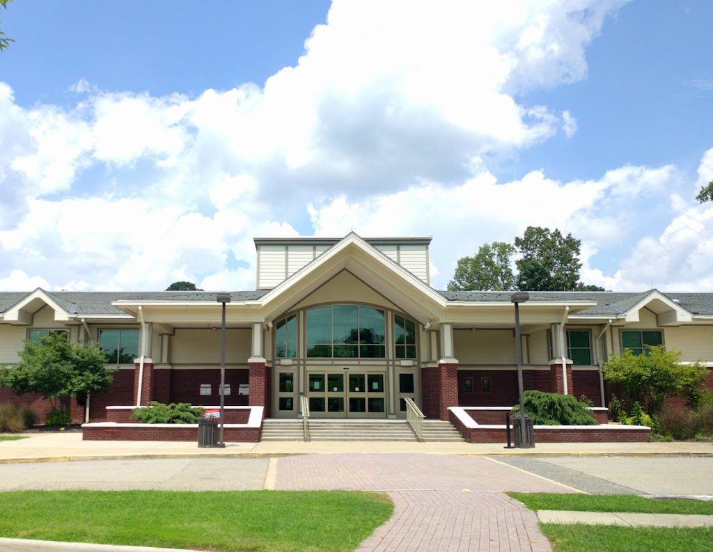 Photo of Meadowdale Library - Chesterfield County Public Library