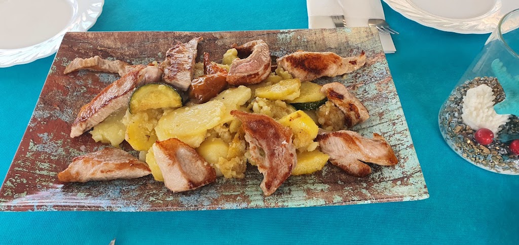 Restaurante Sol y Mar — Comida y bebida