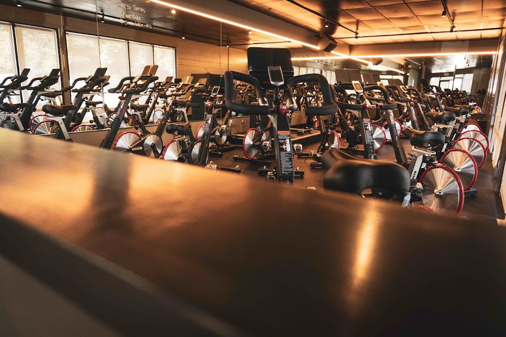  Hot Elevation Studios